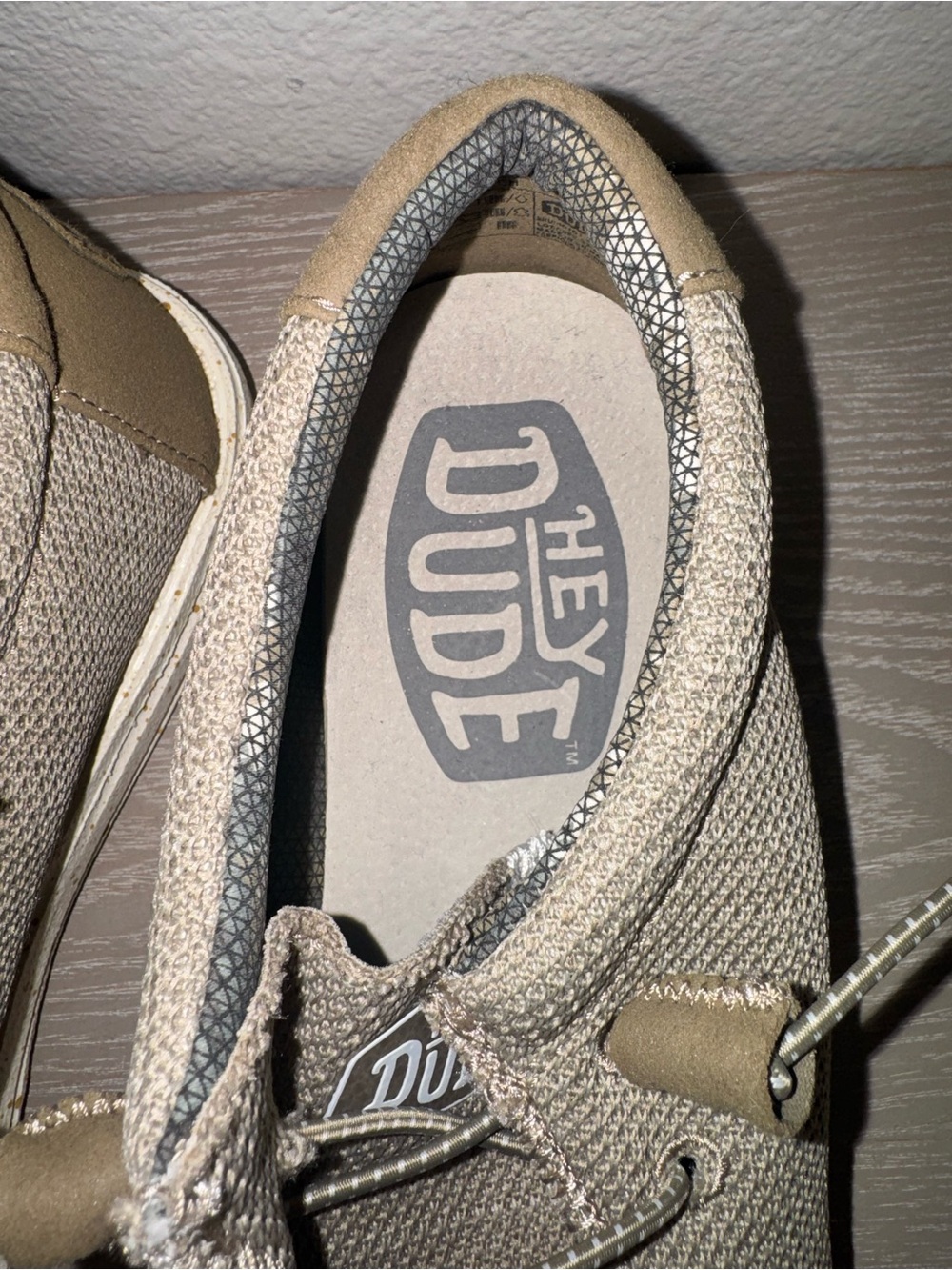 Hey Dude Men's Wally Sox Slip-On Shoe size M12 -tan - Picture 8 of 11